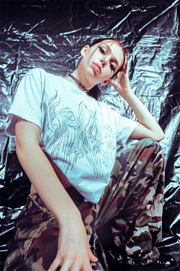 “Trivial Art” HANDMADE [Oversized] T‘ White